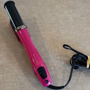 In Styler Vibrant Pink Hair Styling Tool
